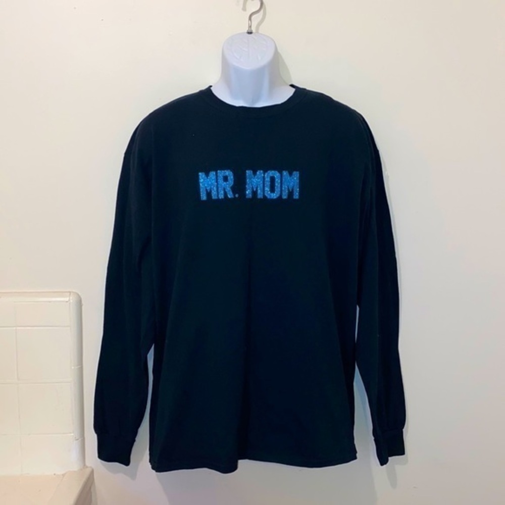 Unisex Mr.Mom Long Sleeved Graphic Tee